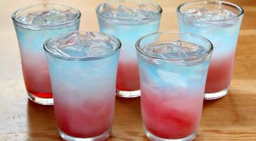 This is an awesome non-alcoholic 4th drink!